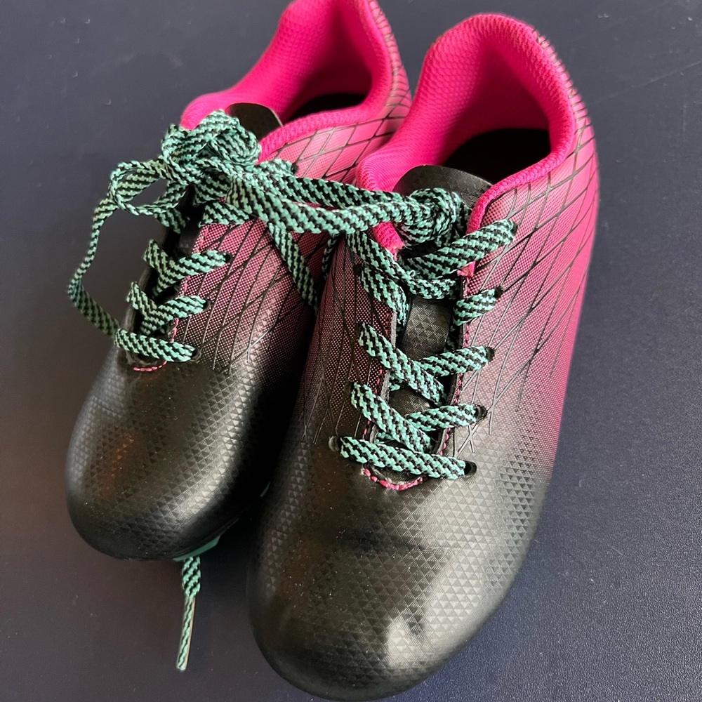 Girls soccer cleats